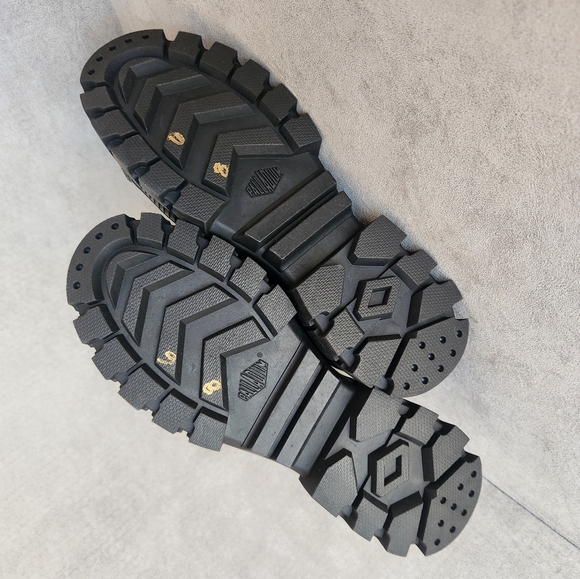 Palladium boots women's 6 white canvas Revolt chunky lug platform vegan new $120 - Picture 16 of 16